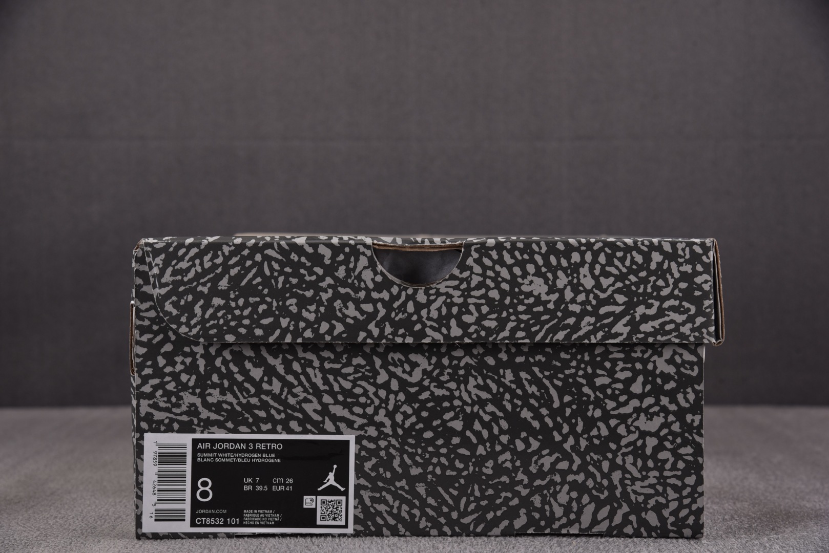 AJ3白蓝 尺码40-48.5

纯原出品-Air Jordan 3 Retro Lucky Short