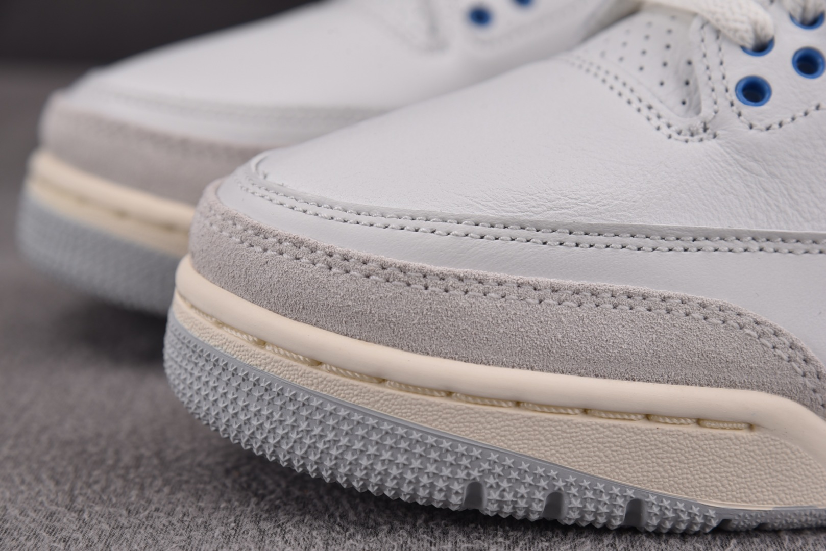 AJ3白蓝 尺码40-48.5

纯原出品-Air Jordan 3 Retro Lucky Short