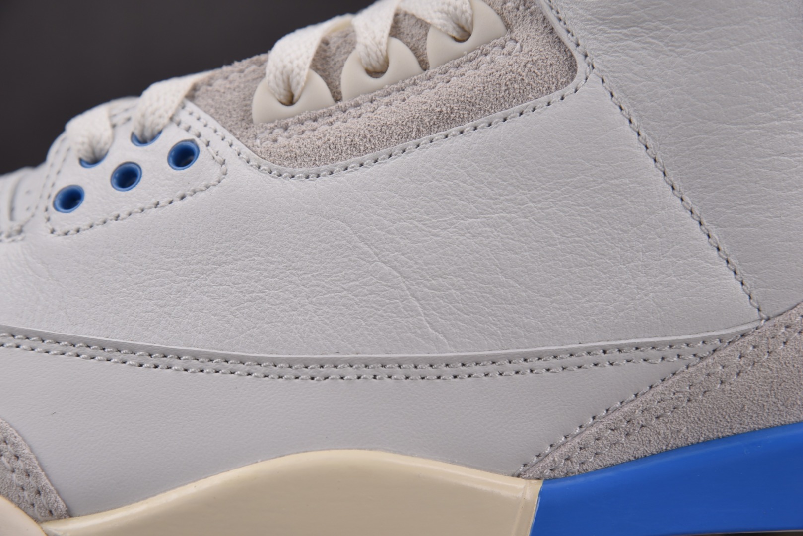 AJ3白蓝 尺码40-48.5

纯原出品-Air Jordan 3 Retro Lucky Short