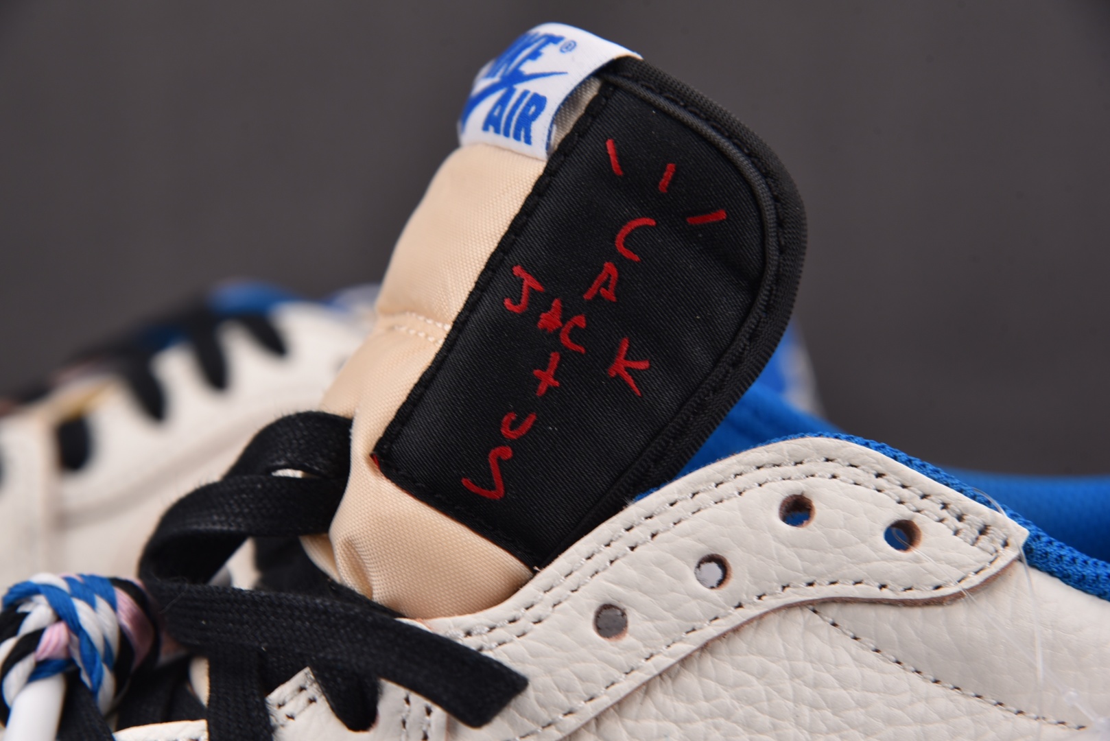 AJ1 Low 尺码40-48.5

纯原出品-Air Jordan 1 Travis Scott x 