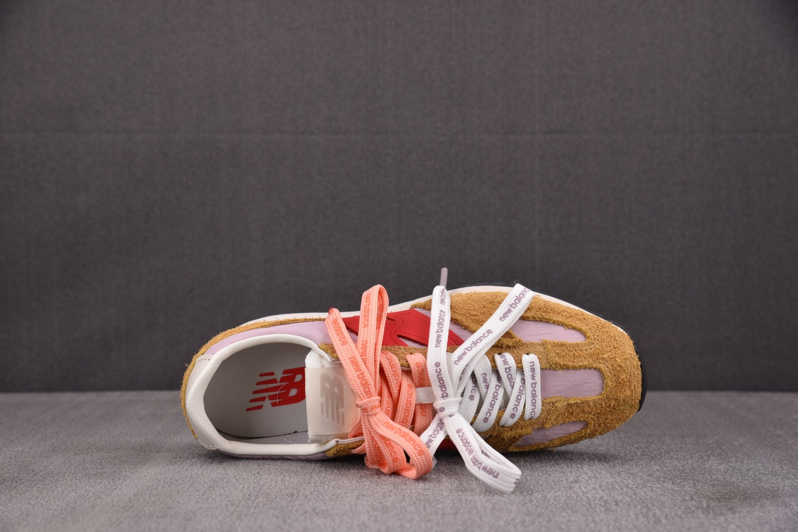 NB471 尺码36-47

纯原版出品-New Balance 471 棕粉红 U471AC YZ00