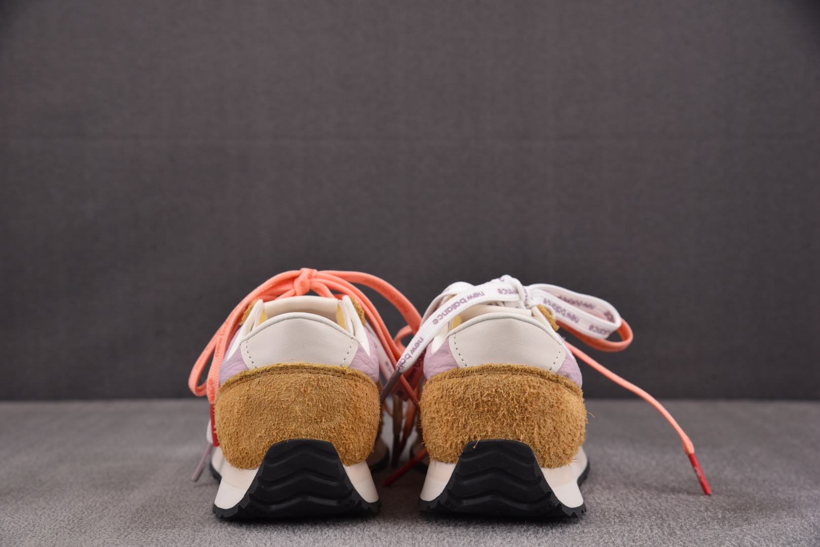 NB471 尺码36-47

纯原版出品-New Balance 471 棕粉红 U471AC YZ00
