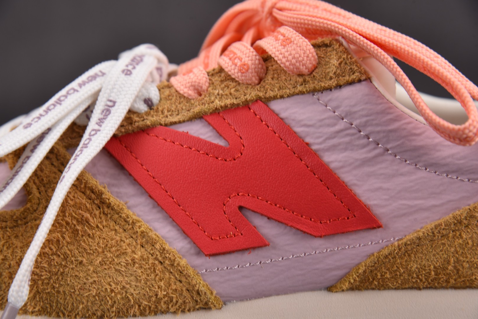 NB471 尺码36-47

纯原版出品-New Balance 471 棕粉红 U471AC YZ00