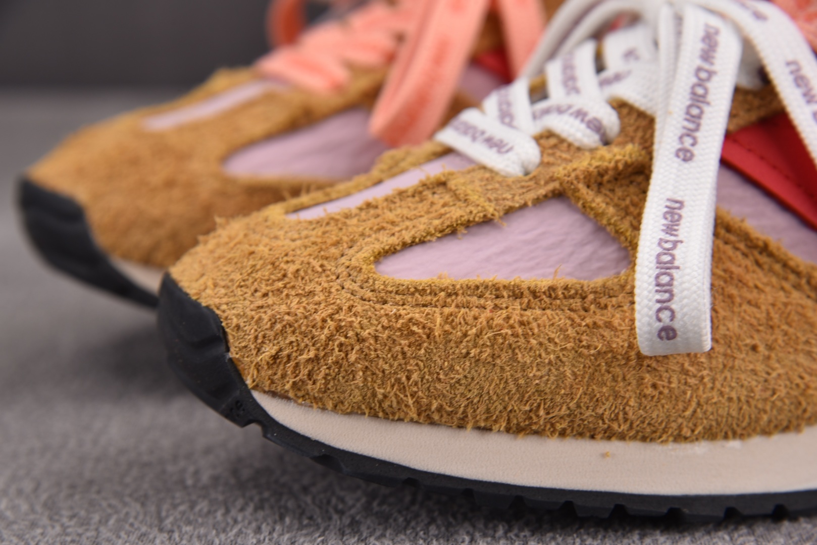 NB471 尺码36-47

纯原版出品-New Balance 471 棕粉红 U471AC YZ00