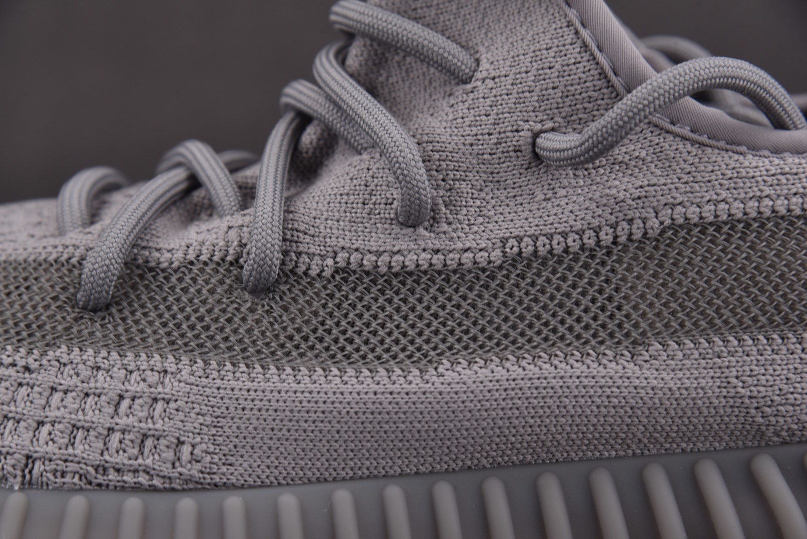 Yeezy 尺码36-48

纯原出品-Yeezy Boost 350 V2 Steel Grey 钢灰