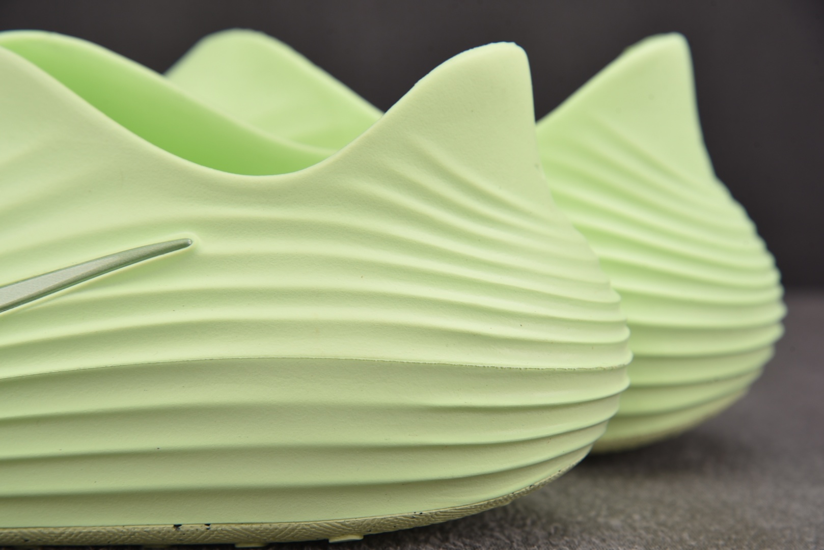 洞洞鞋 尺码36-49.5

纯原出品-ReactX Rejuven8 Barely Volt 浅绿 H