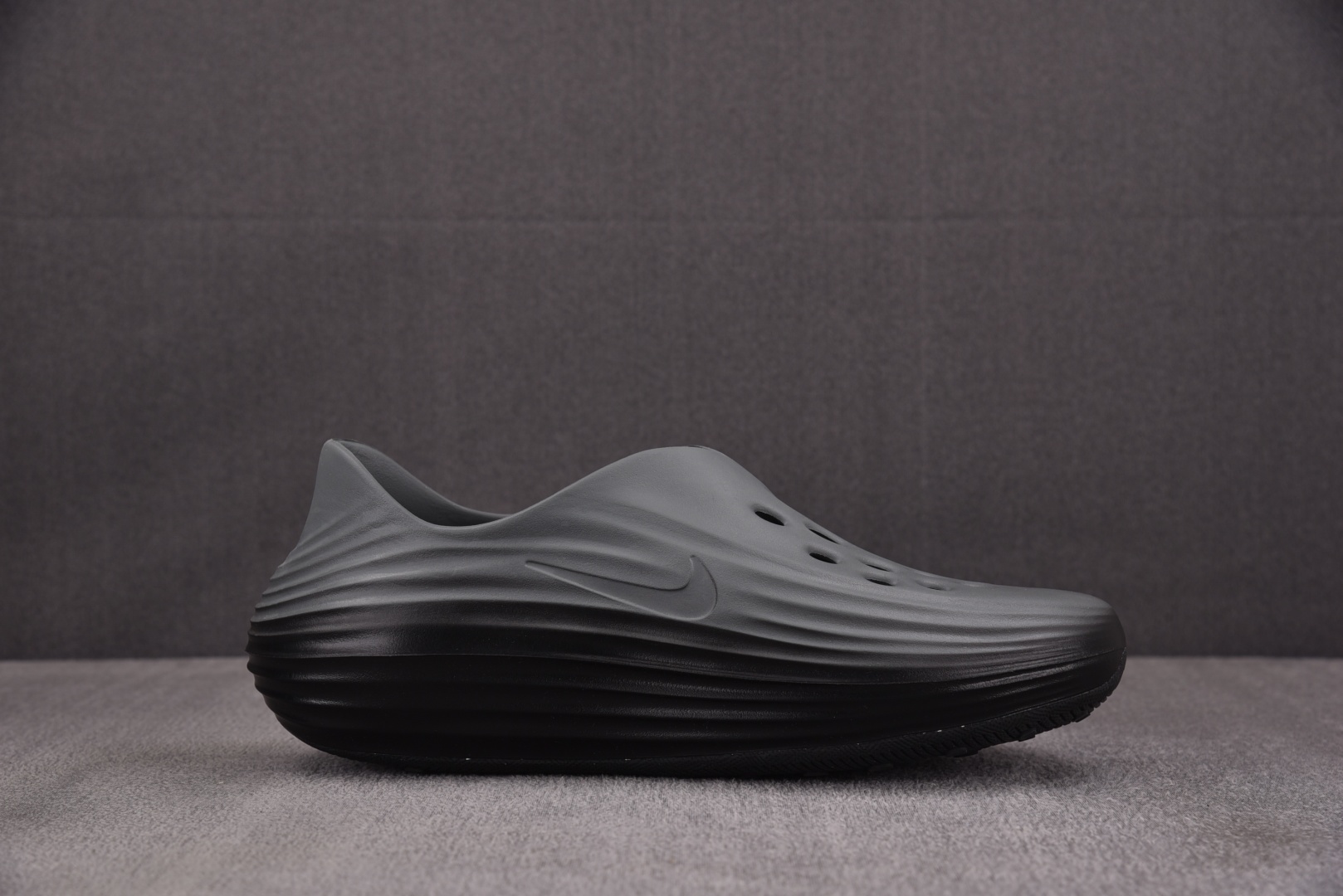 洞洞鞋 尺码36-49.5

纯原出品-ReactX Rejuven8 Black Cool Grey 
