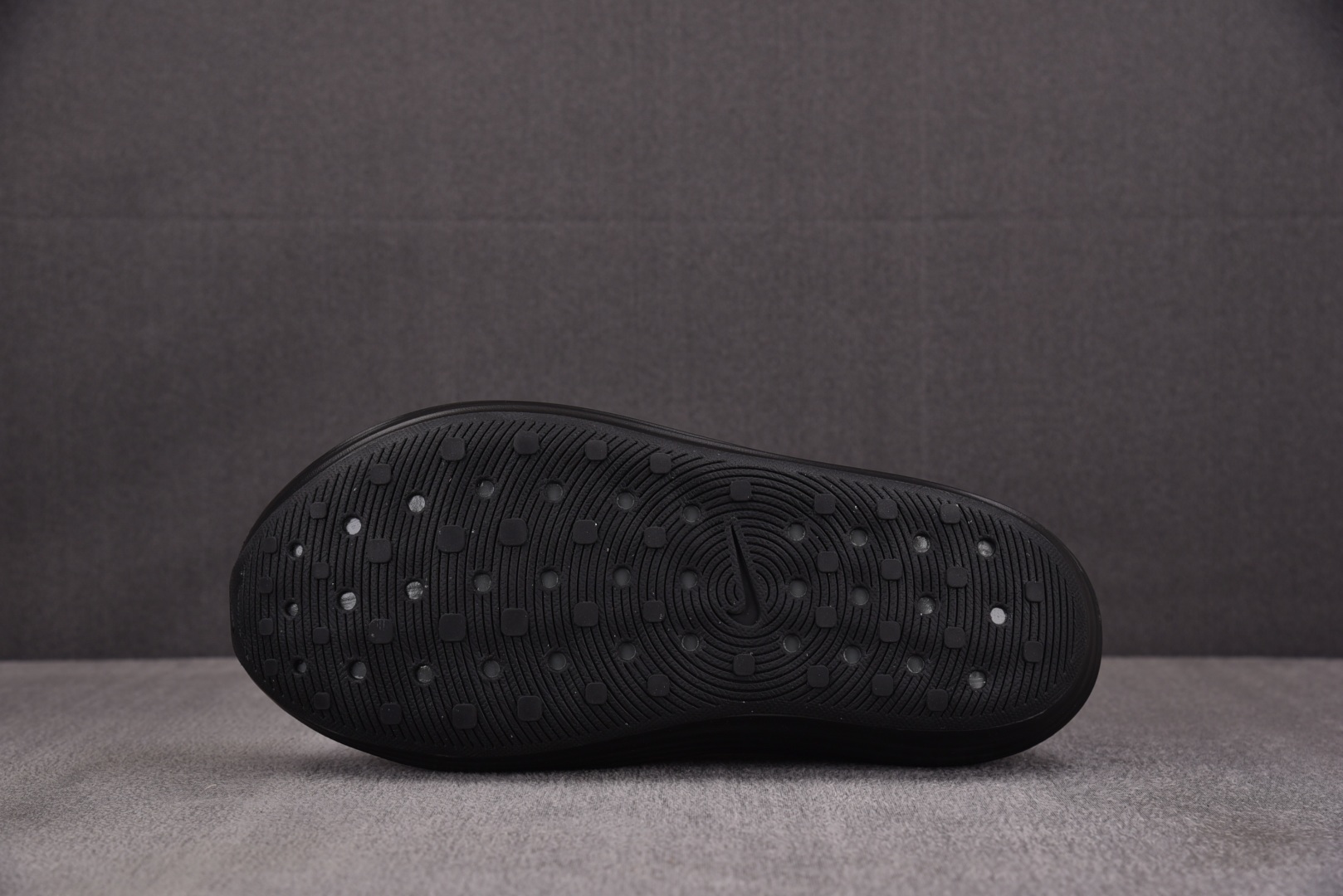 洞洞鞋 尺码36-49.5

纯原出品-ReactX Rejuven8 Black Cool Grey 