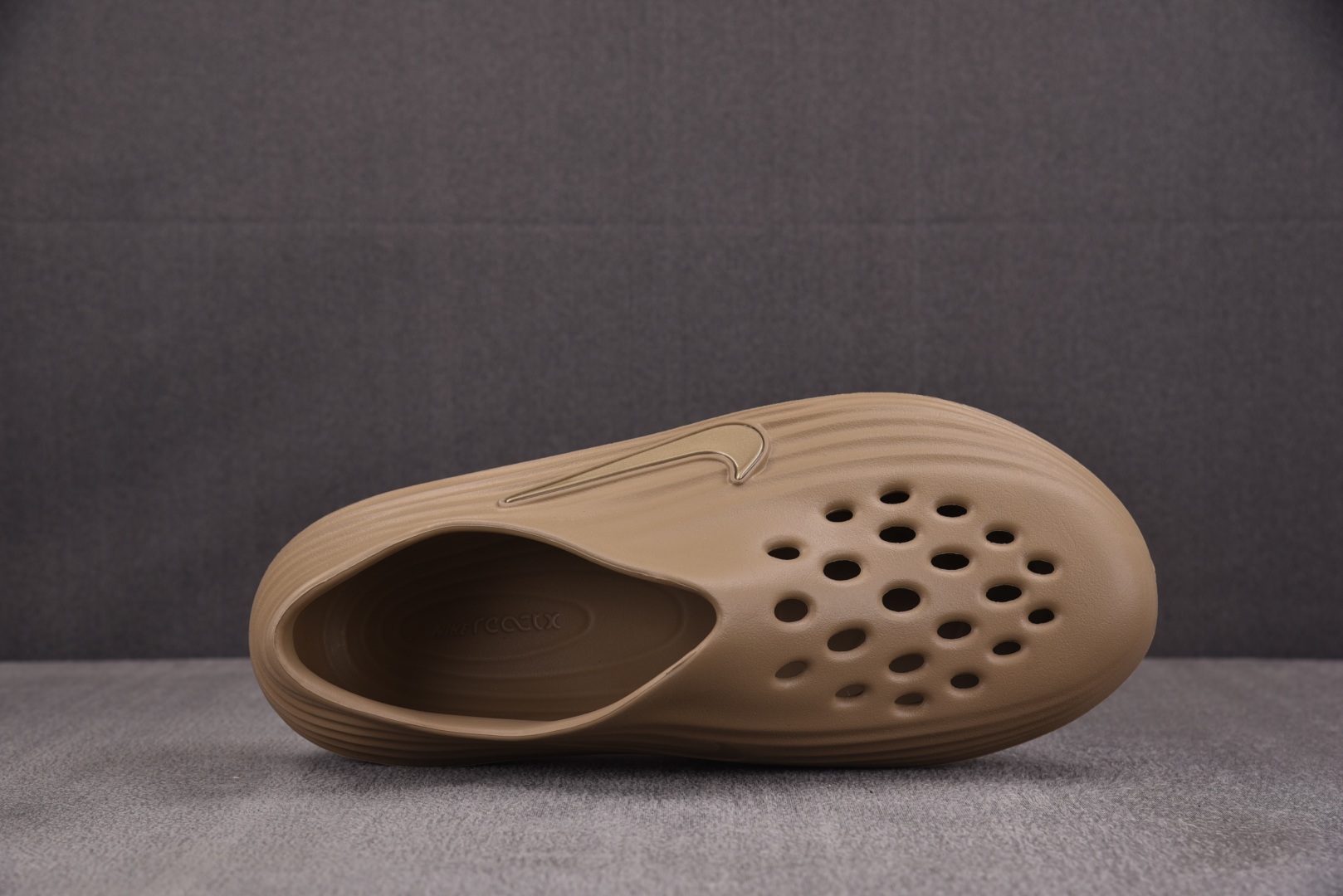 洞洞鞋 尺码36-49.5

纯原出品-ReactX Rejuven8 Khaki 卡其 HV5060-