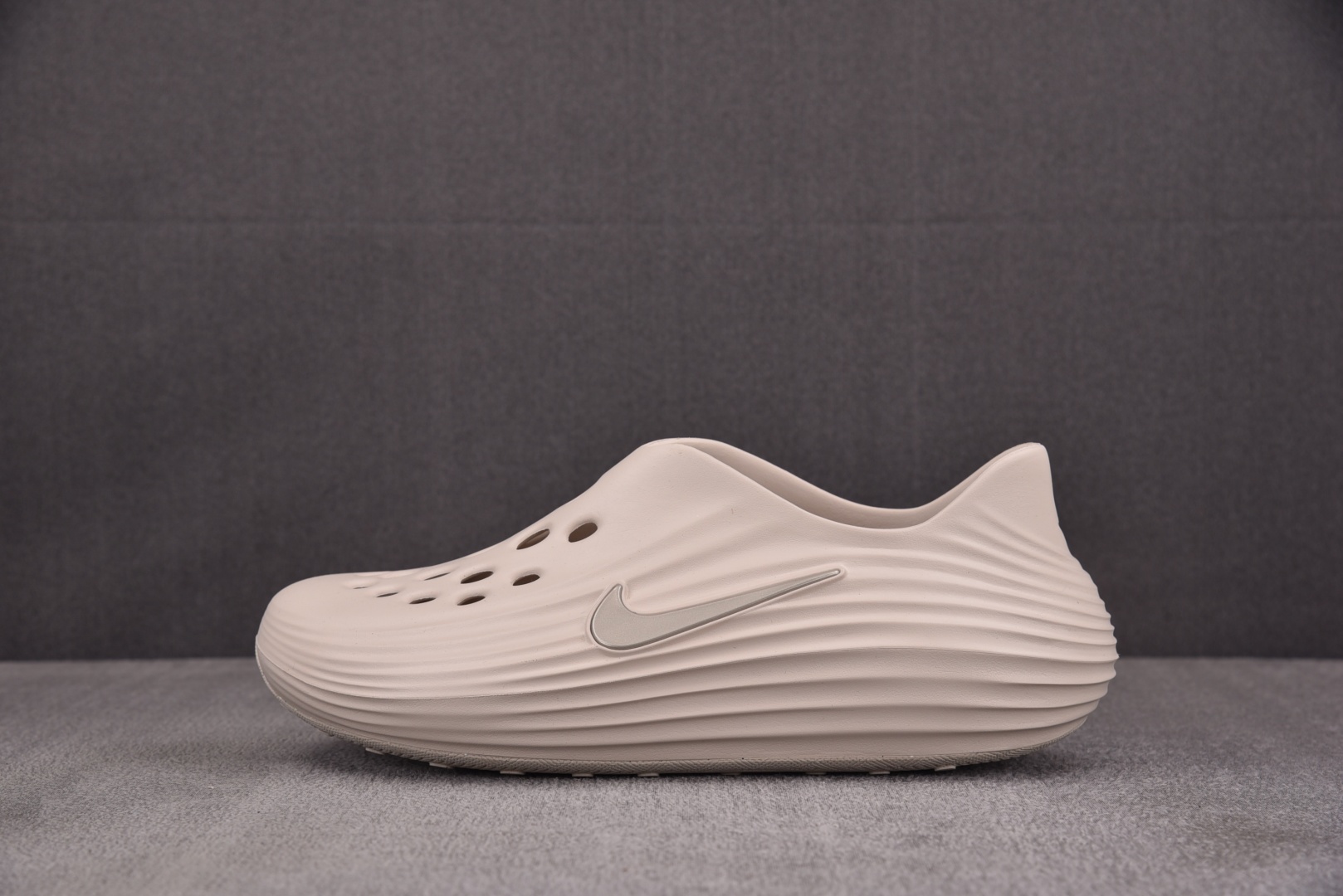 洞洞鞋 尺码36-49.5

纯原出品-ReactX Rejuven8 Light Orewood Br