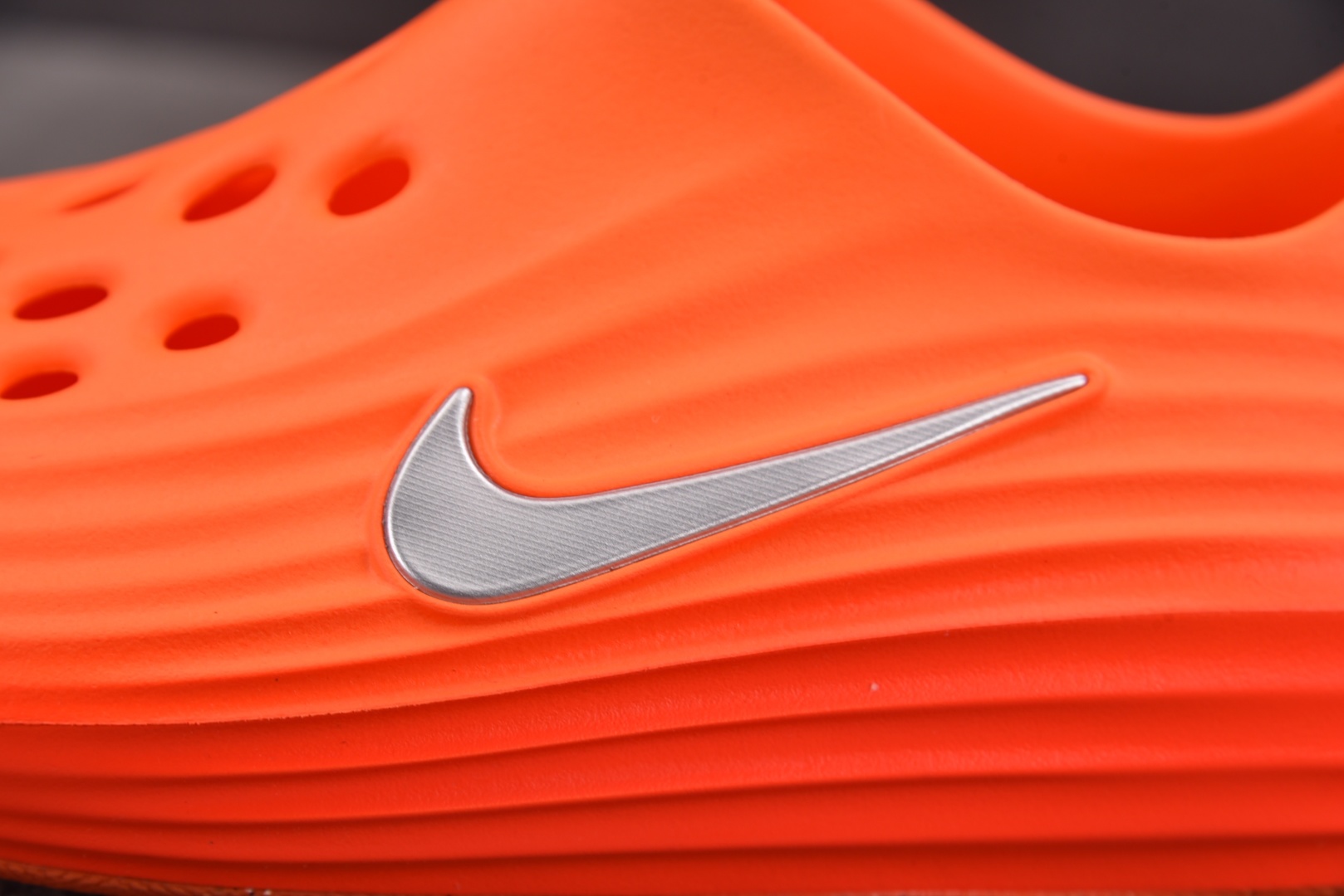 洞洞鞋 尺码36-49.5

纯原出品-ReactX Rejuven8 Safety Orange 橙色