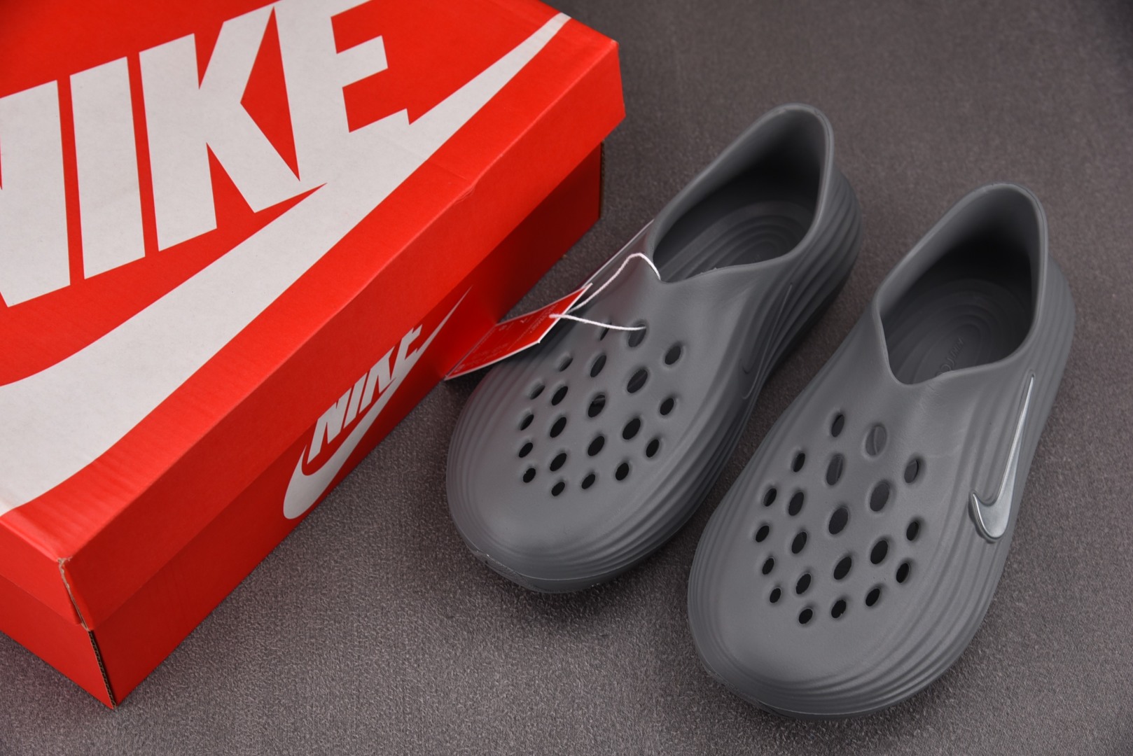 洞洞鞋 尺码36-49.5

纯原出品-ReactX Rejuven8 Smoke Grey 烟灰 HV