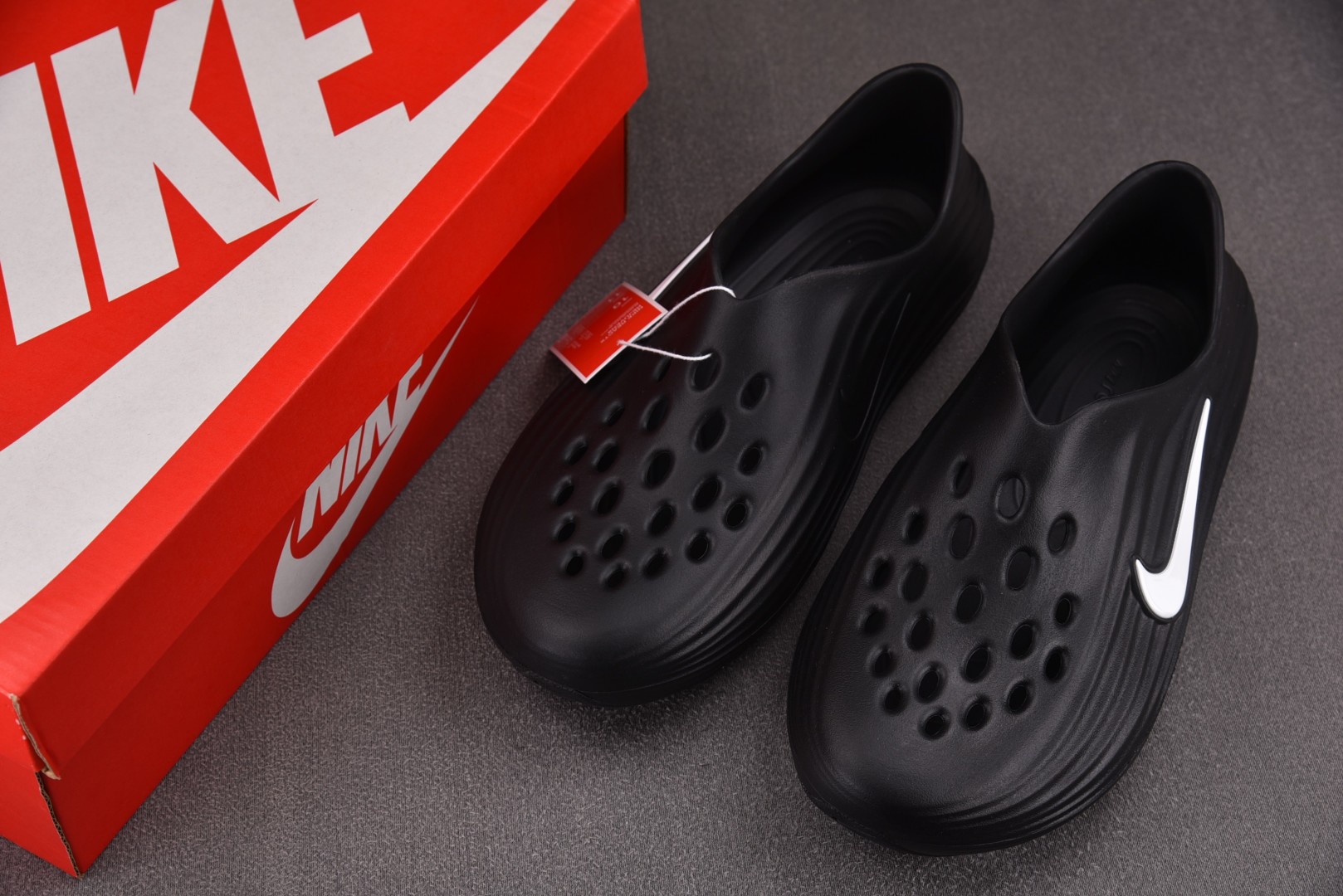 洞洞鞋 尺码36-49.5

纯原出品-ReactX Rejuven8 Triple Black 全黑 