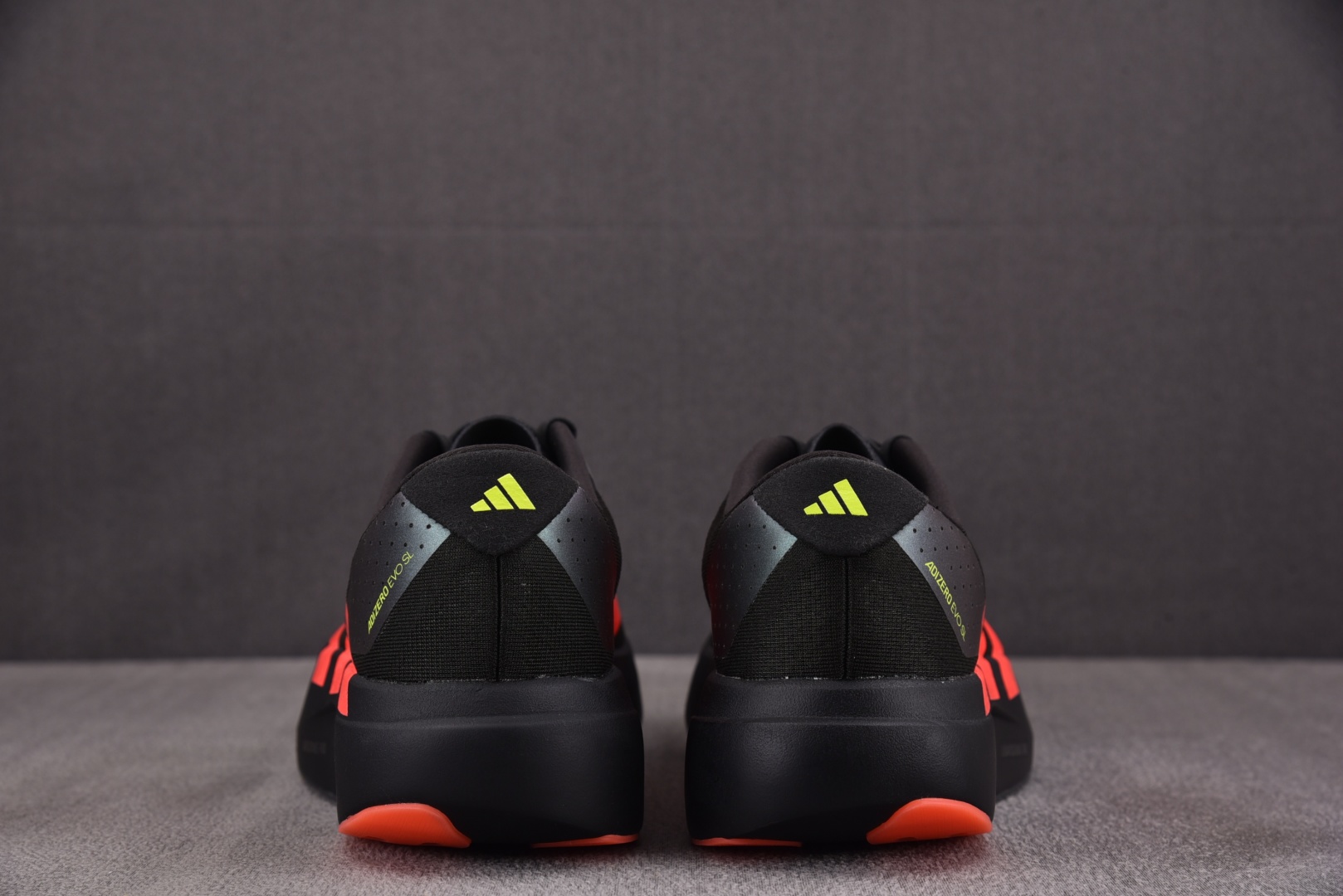 Adizero 尺码36-46

纯原出品-Adizero Evo SL Carbon Lucid Re