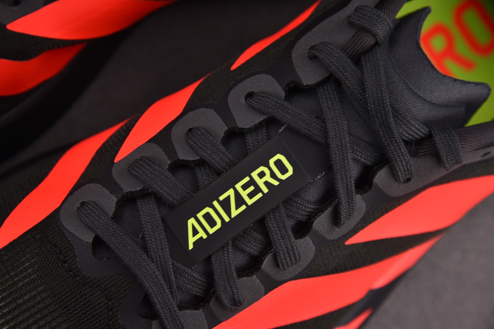 Adizero 尺码36-46

纯原出品-Adizero Evo SL Carbon Lucid Re