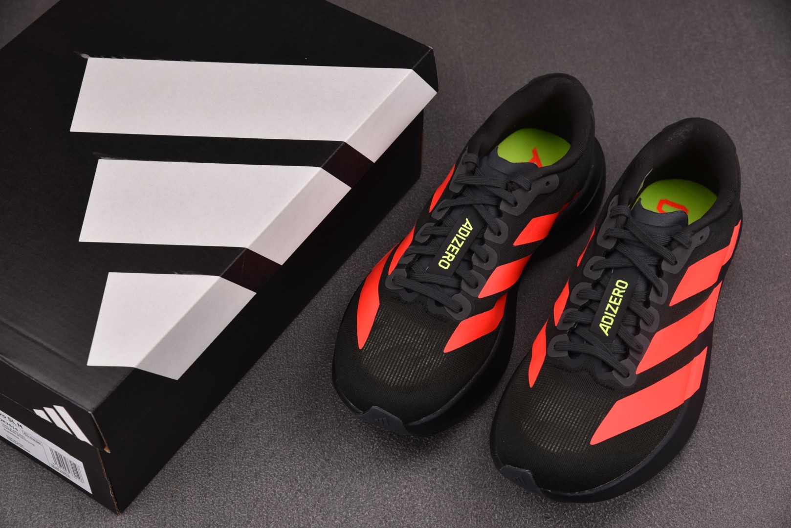 Adizero 尺码36-46

纯原出品-Adizero Evo SL Carbon Lucid Re