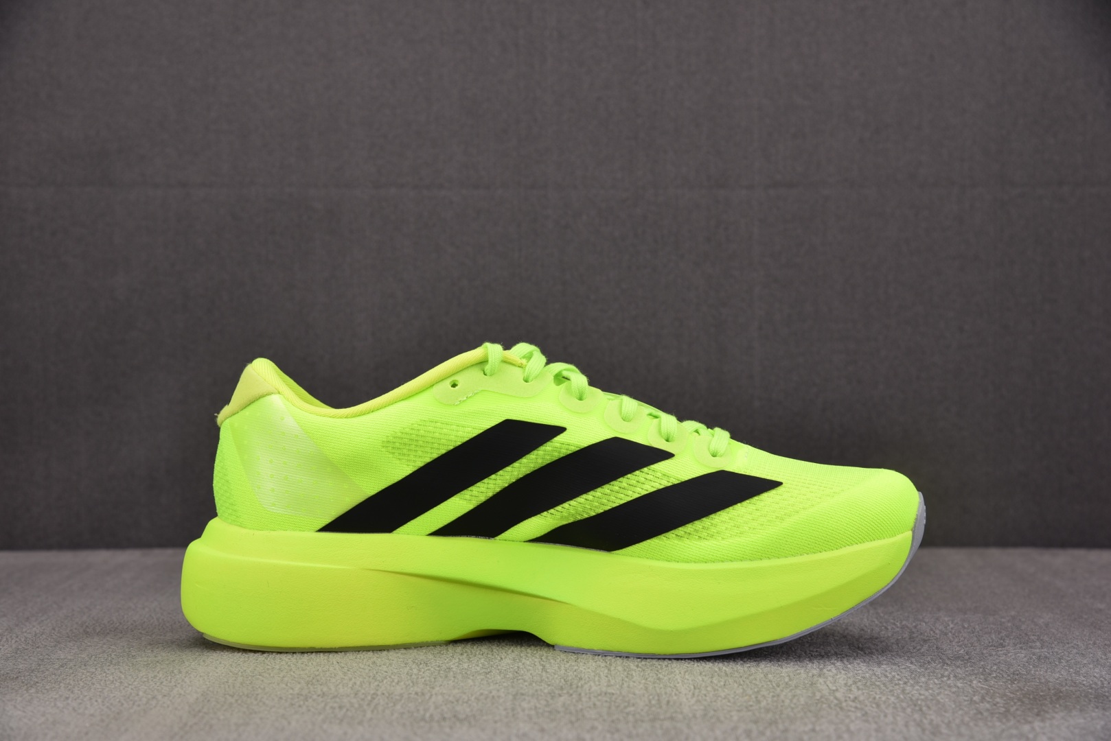 Adizero 尺码36-46

纯原出品-Adizero Evo SL Lucid Lemon 绿黑 