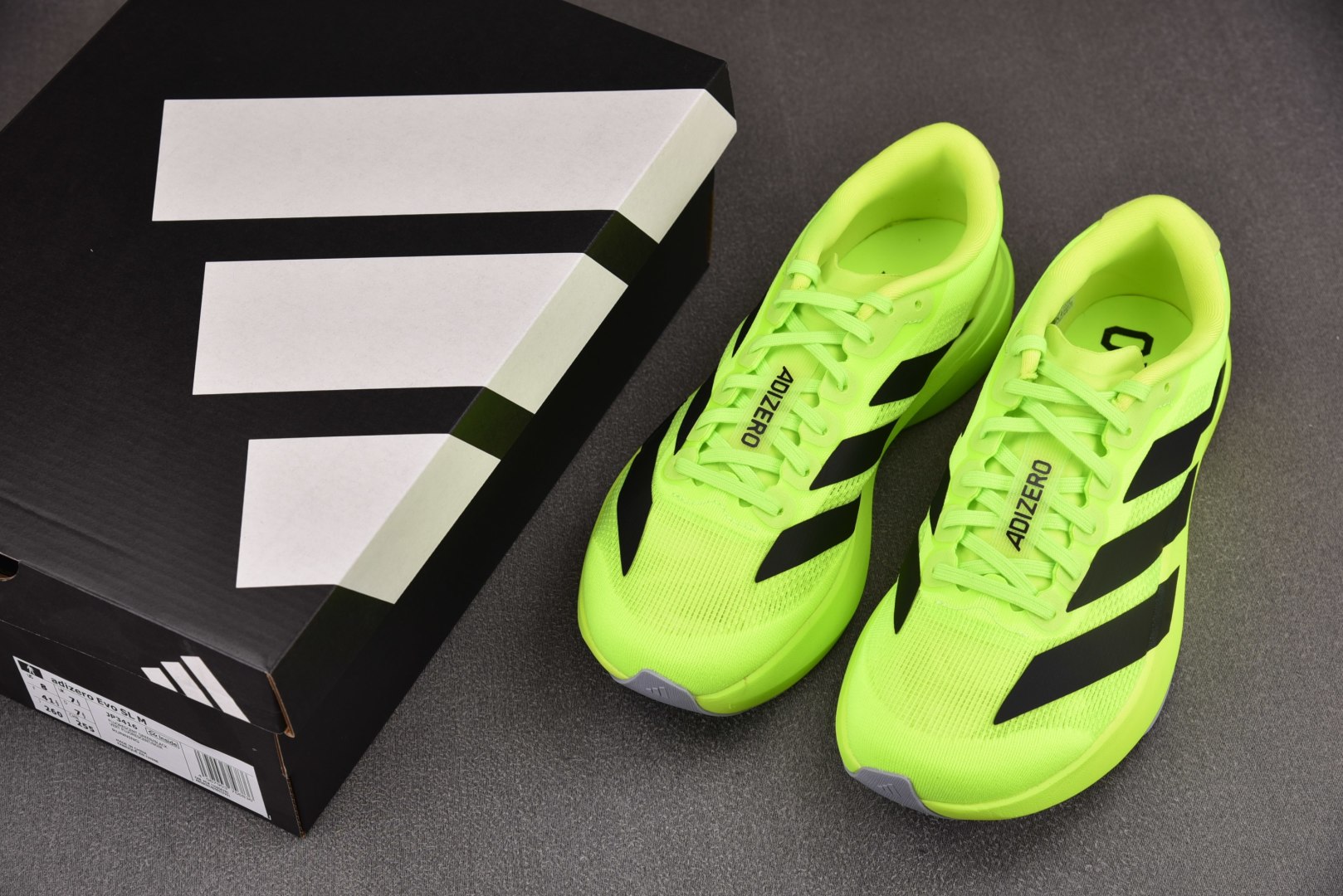 Adizero 尺码36-46

纯原出品-Adizero Evo SL Lucid Lemon 绿黑 
