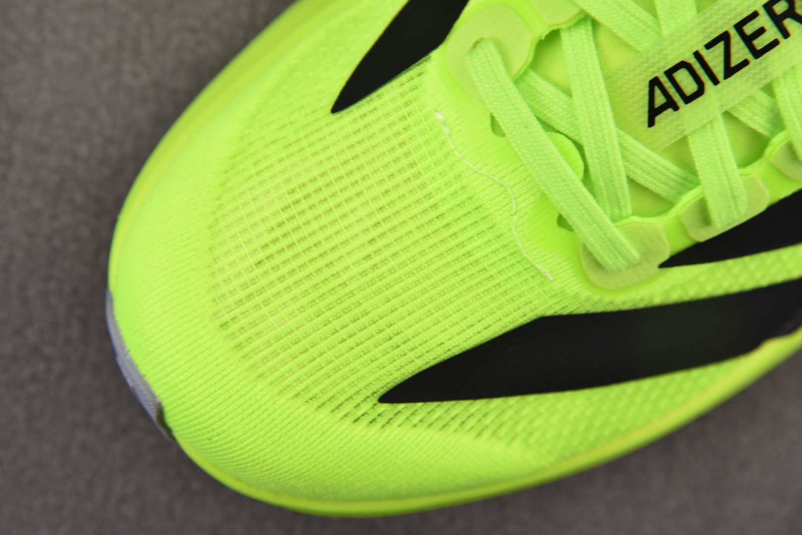 Adizero 尺码36-46

纯原出品-Adizero Evo SL Lucid Lemon 绿黑 