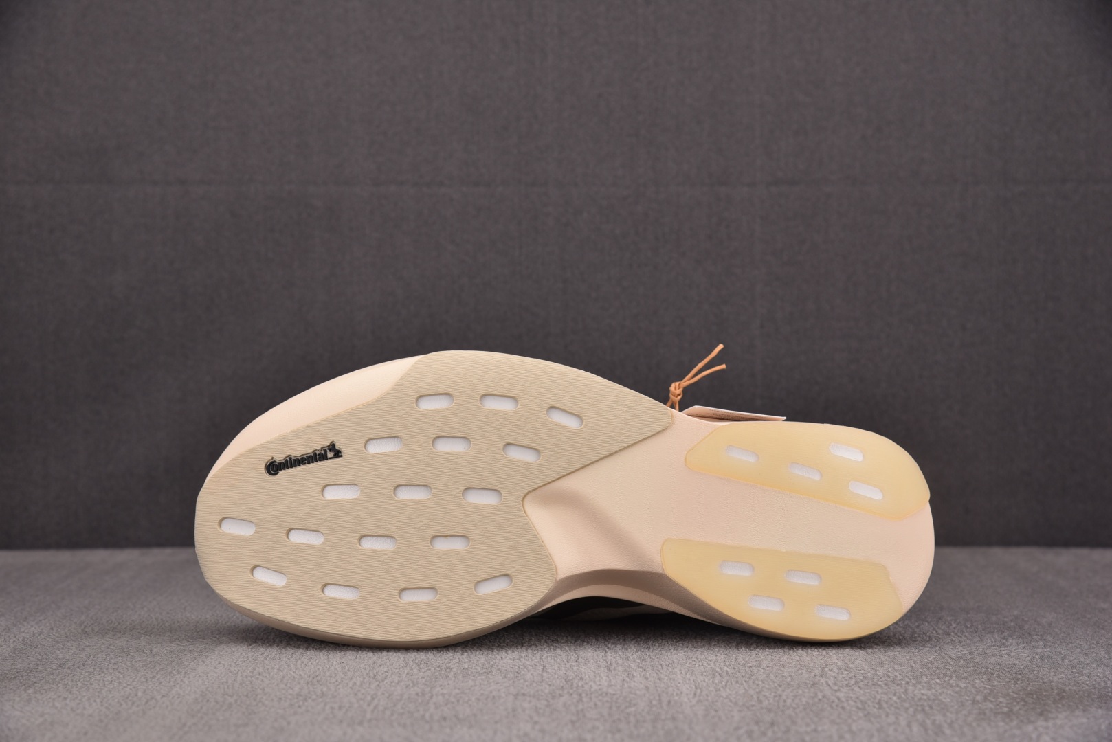 Adizero 尺码36-46

纯原出品-Adizero Evo SL Wonder White 米白