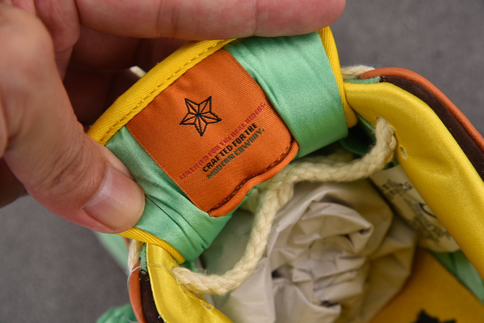 Dunk 尺码40-47.5

纯原版出品-SB Dunk Low Tourmaline 黑人月 低帮休
