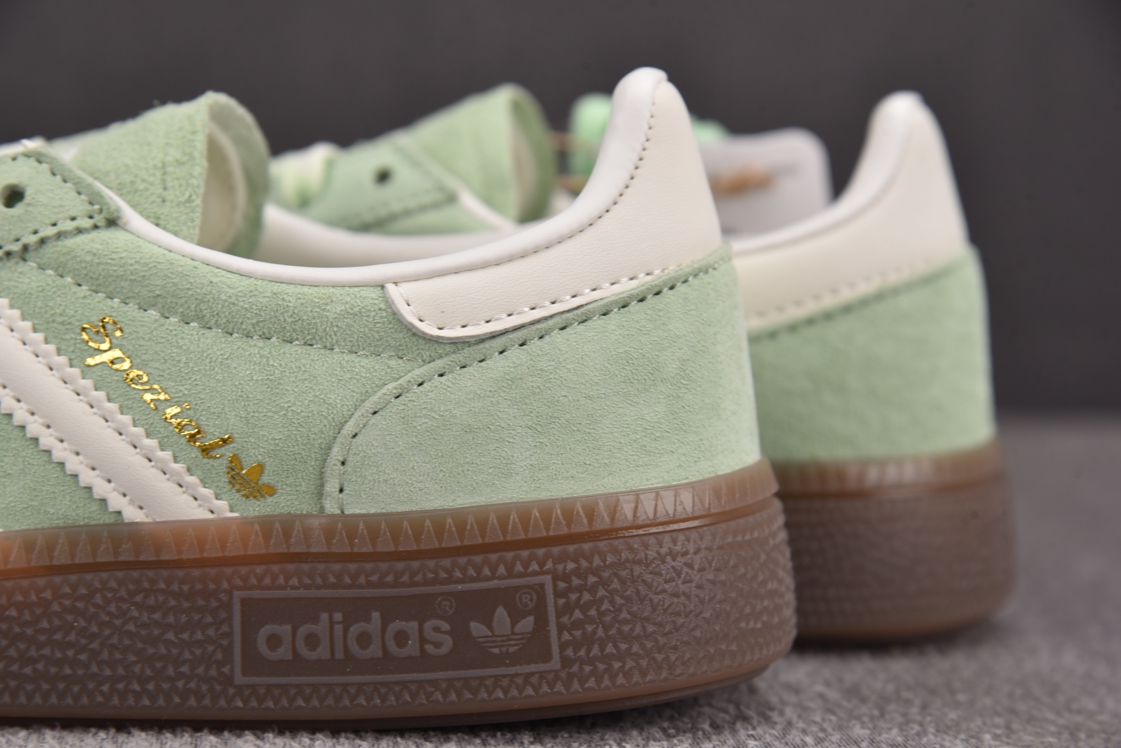 Originals 尺码36-45

纯原出品-Handball Spezial Semi Green 