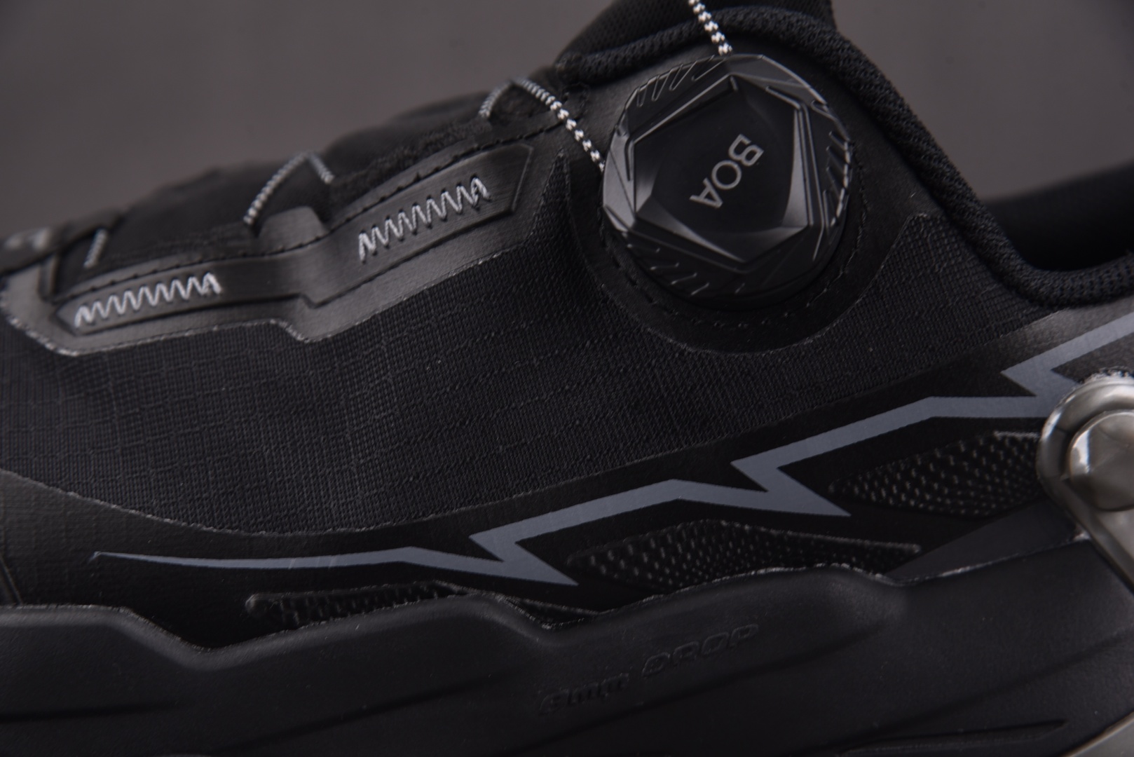 凯乐 尺码36-45

纯原出品-Kailas Fuga Du Boa 凯乐石登山鞋 黑银 YZ007
