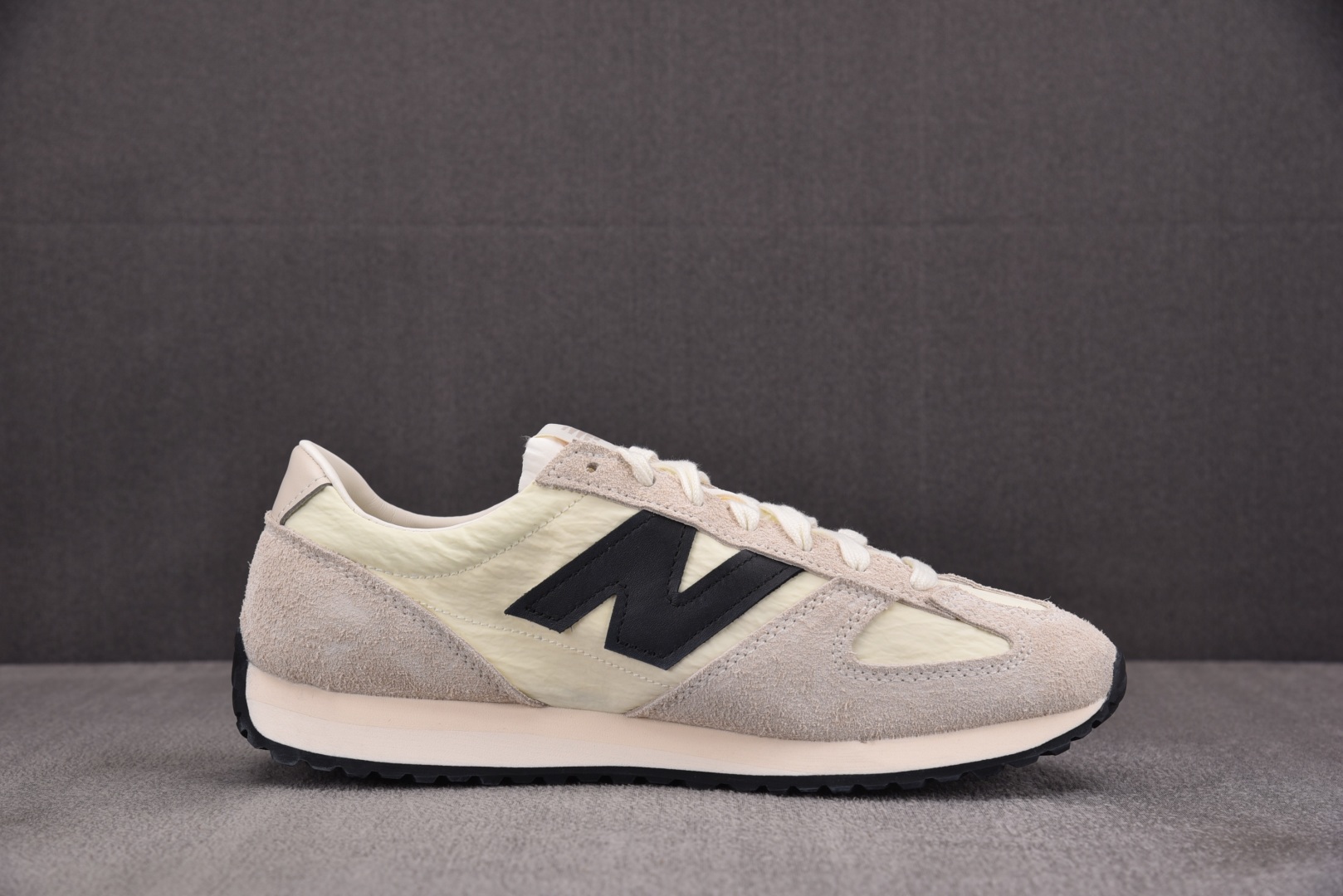 NB471 尺码36-47

纯原出品-New Balance 471 Linen Angora Bla