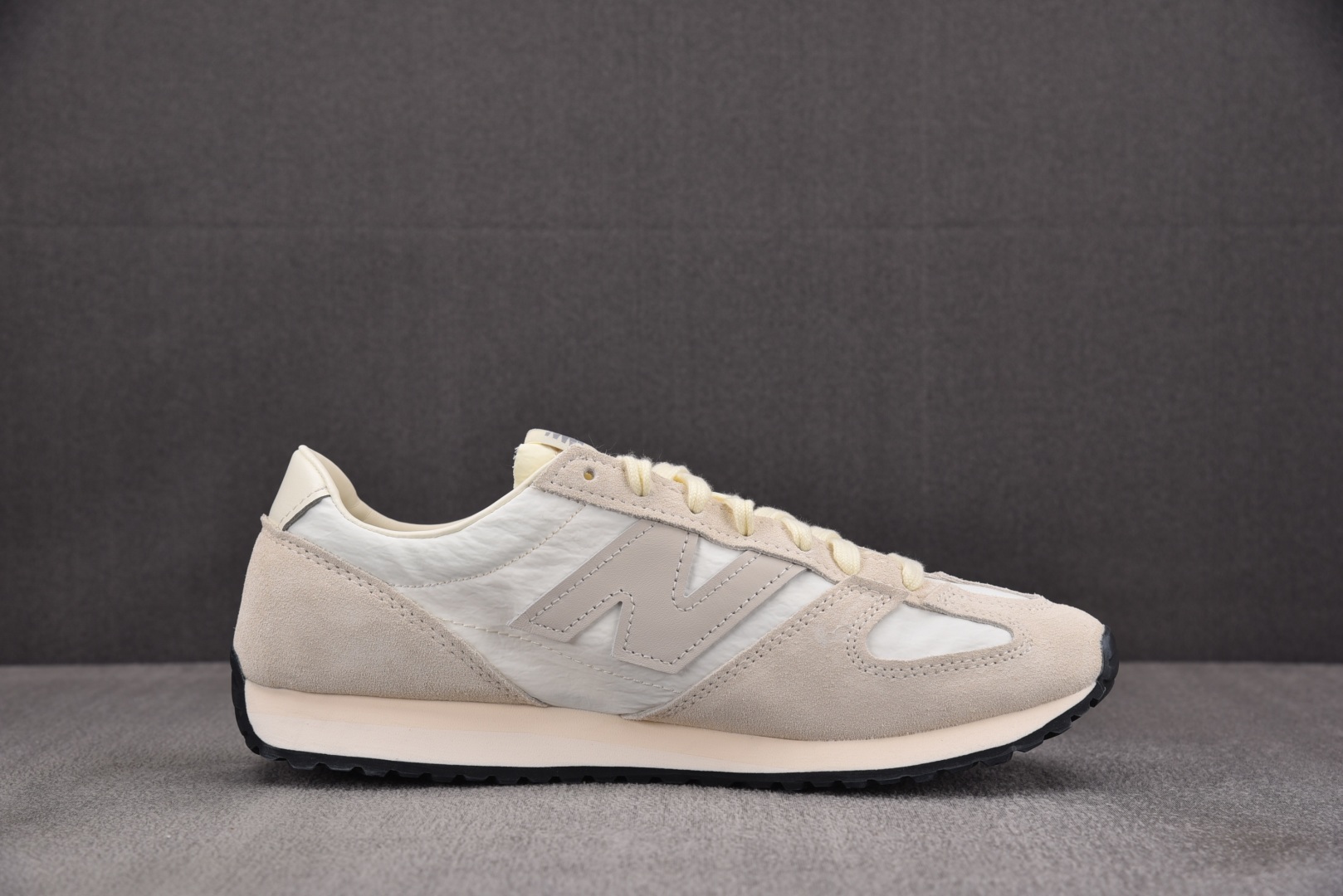 NB471 尺码36-47

纯原出品-New Balance 471 米白 U471AJ YZ002-
