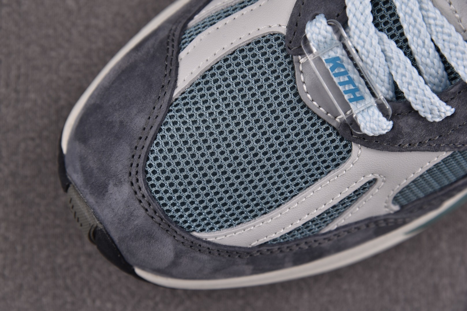 NB991 尺码36-46.5

纯原出品-New Balance 991v2 MiUK Kith Os