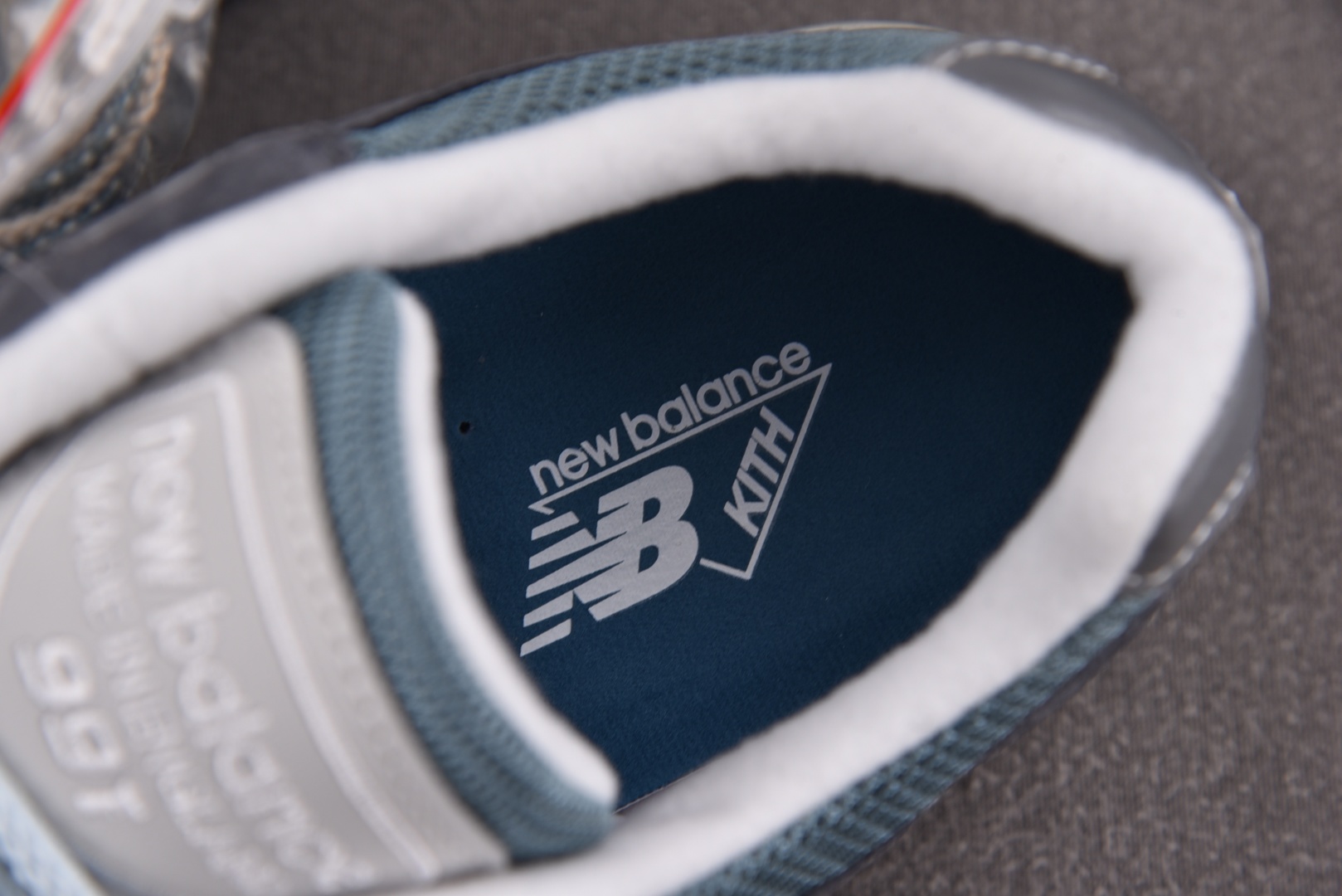 NB991 尺码36-46.5

纯原出品-New Balance 991v2 MiUK Kith Os