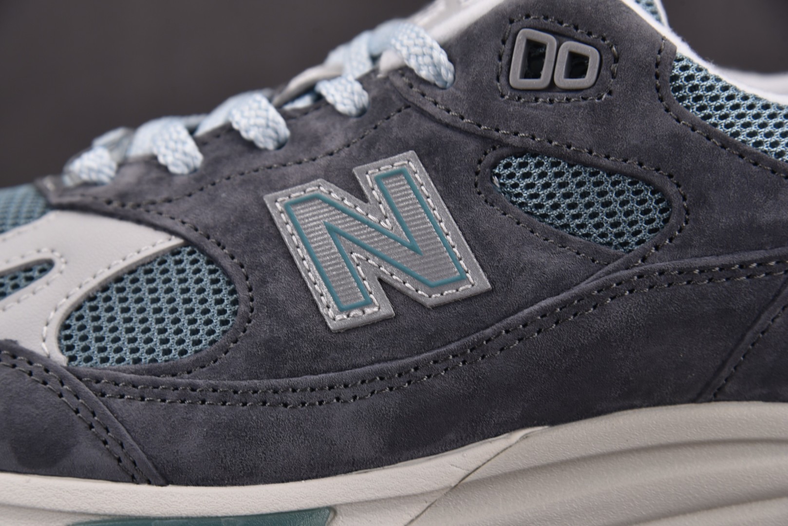 NB991 尺码36-46.5

纯原出品-New Balance 991v2 MiUK Kith Os