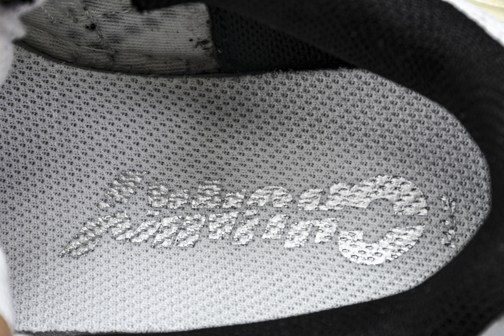 MLB 尺码35-45

纯原版出品-MLB Winner Chunky 赛博老爹鞋 银灰色 3ASHW