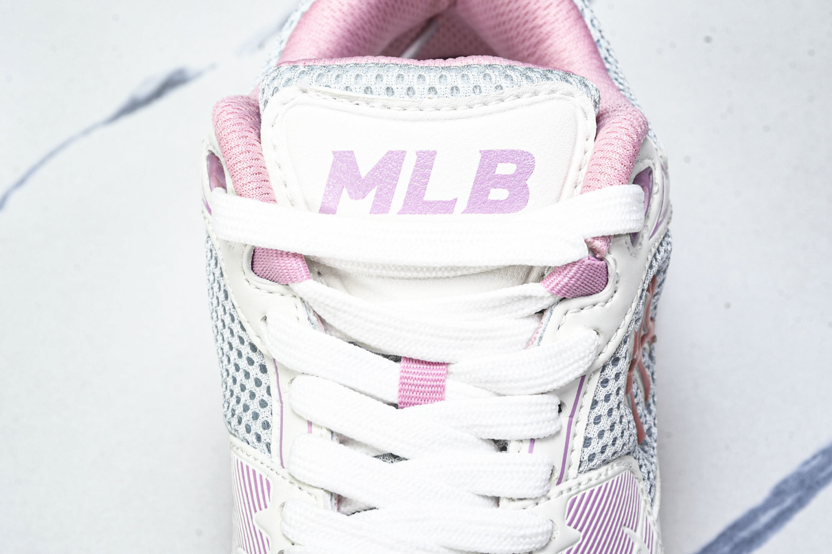 MLB 尺码35-45

纯原版出品-MLB XLG CHUNKY 百搭舒适休闲潮流运动厚底增高防滑耐磨