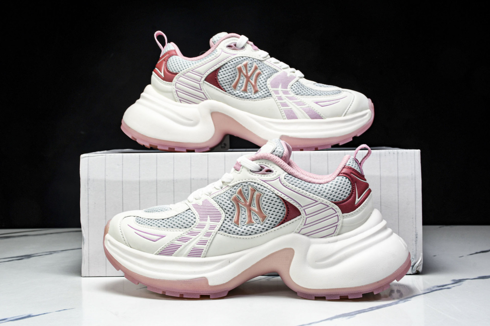 MLB 尺码35-45

纯原版出品-MLB XLG CHUNKY 百搭舒适休闲潮流运动厚底增高防滑耐磨