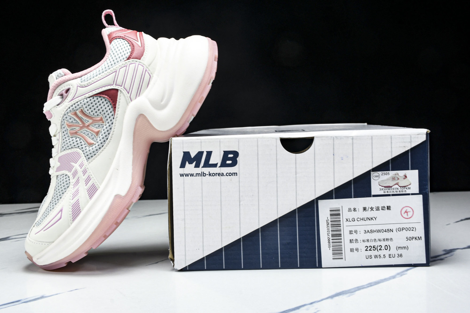MLB 尺码35-45

纯原版出品-MLB XLG CHUNKY 百搭舒适休闲潮流运动厚底增高防滑耐磨
