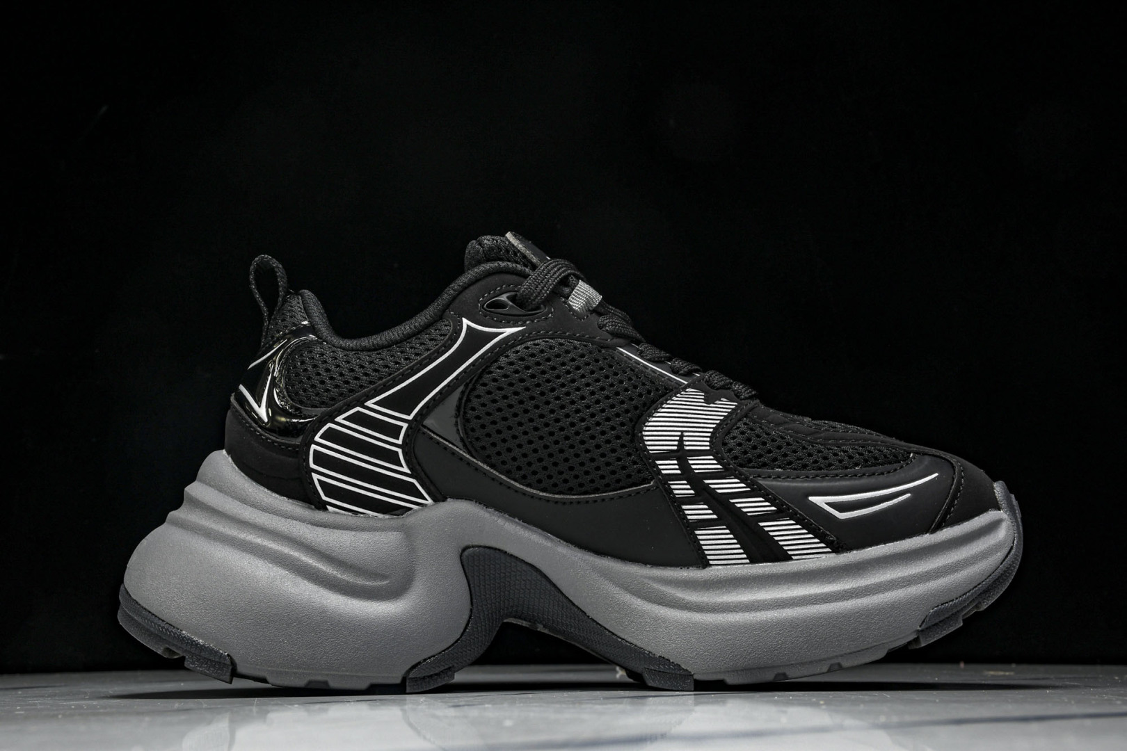 MLB 尺码35-45

纯原版出品-MLB XLG CHUNKY 百搭舒适休闲潮流运动厚底增高防滑耐磨