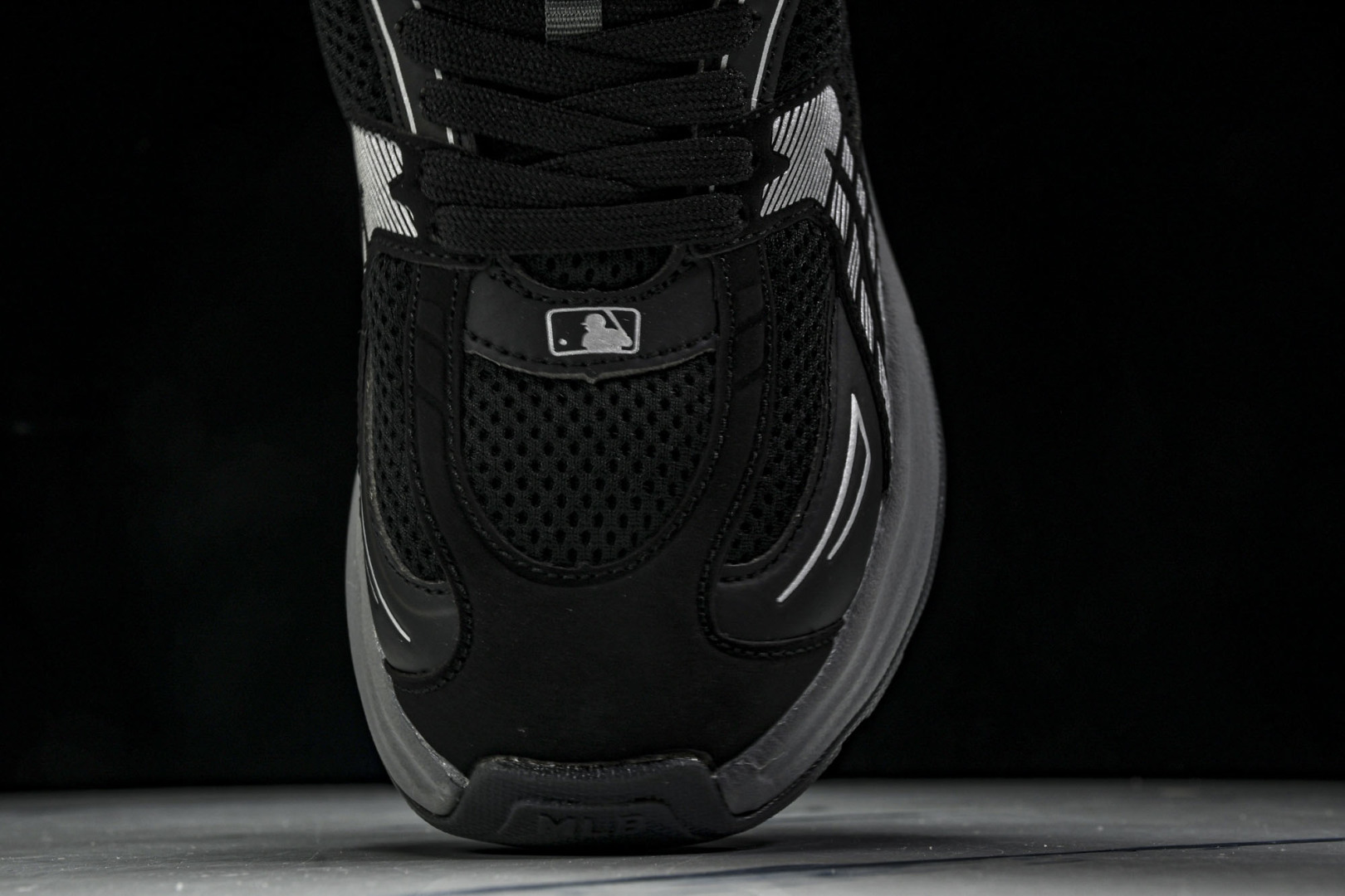 MLB 尺码35-45

纯原版出品-MLB XLG CHUNKY 百搭舒适休闲潮流运动厚底增高防滑耐磨