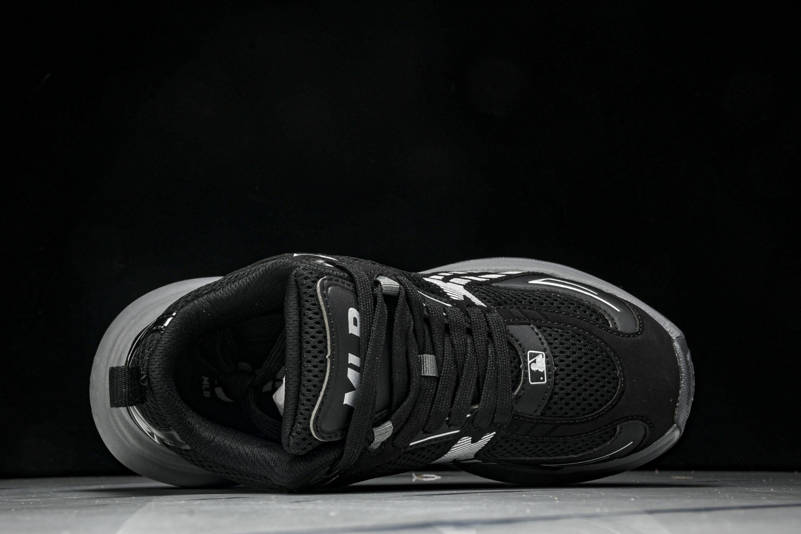 MLB 尺码35-45

纯原版出品-MLB XLG CHUNKY 百搭舒适休闲潮流运动厚底增高防滑耐磨