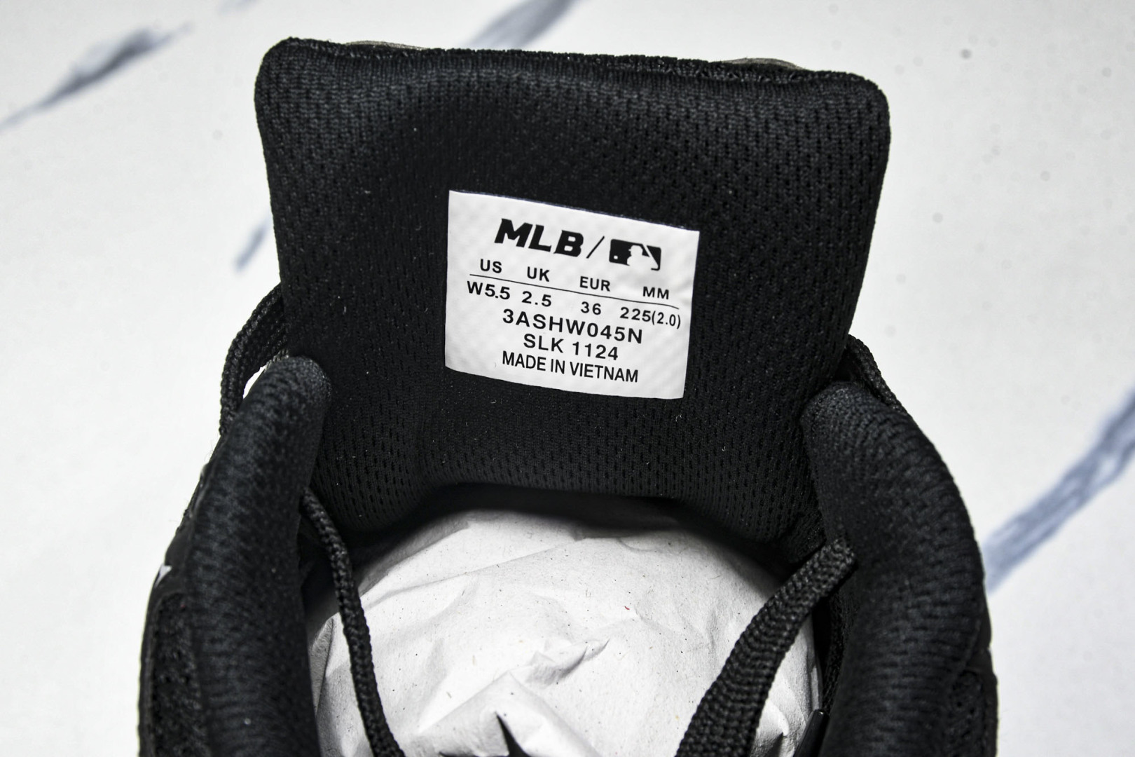 MLB 尺码35-45

纯原版出品-MLB XLG CHUNKY 百搭舒适休闲潮流运动厚底增高防滑耐磨