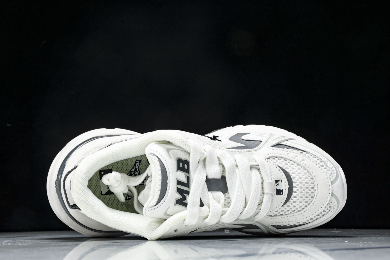 MLB 尺码35-45

纯原版出品-NY MLB Bigball Chunky Curve 纽约洋基队