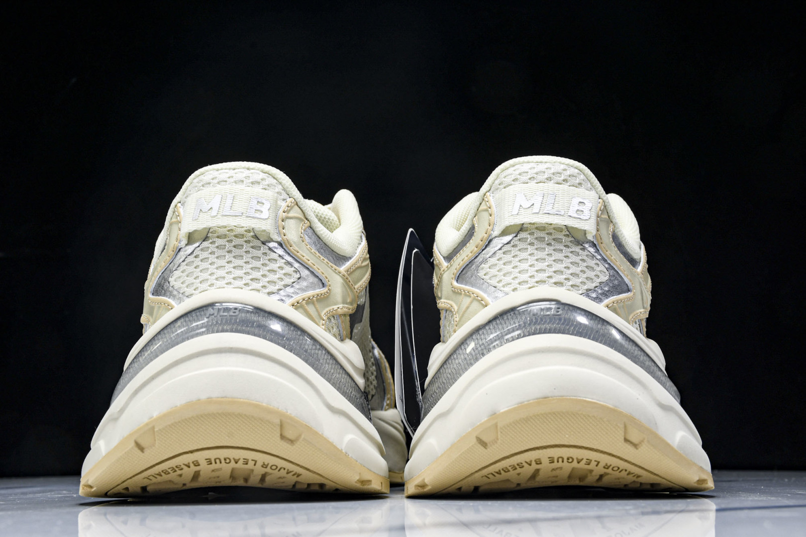 MLB 尺码35-45

纯原版出品-NY MLB Bigball Chunky Curve 纽约洋基队