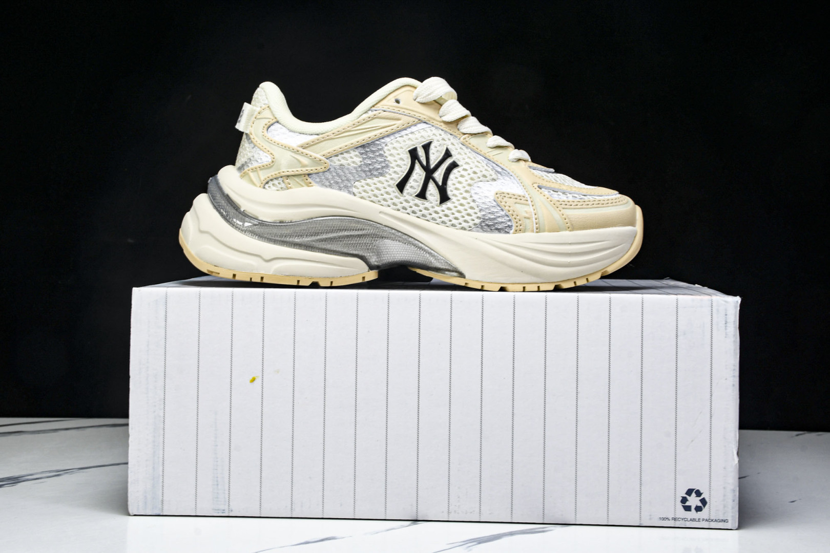 MLB 尺码35-45

纯原版出品-NY MLB Bigball Chunky Curve 纽约洋基队