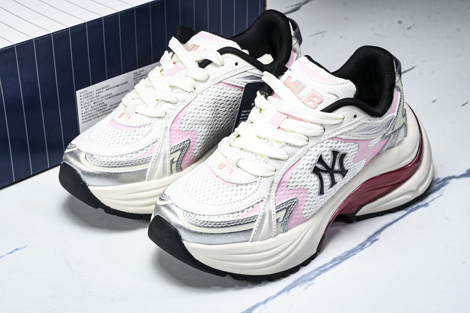 MLB 尺码35-45

纯原版出品-NY MLB Bigball Chunky Curve 纽约洋基队