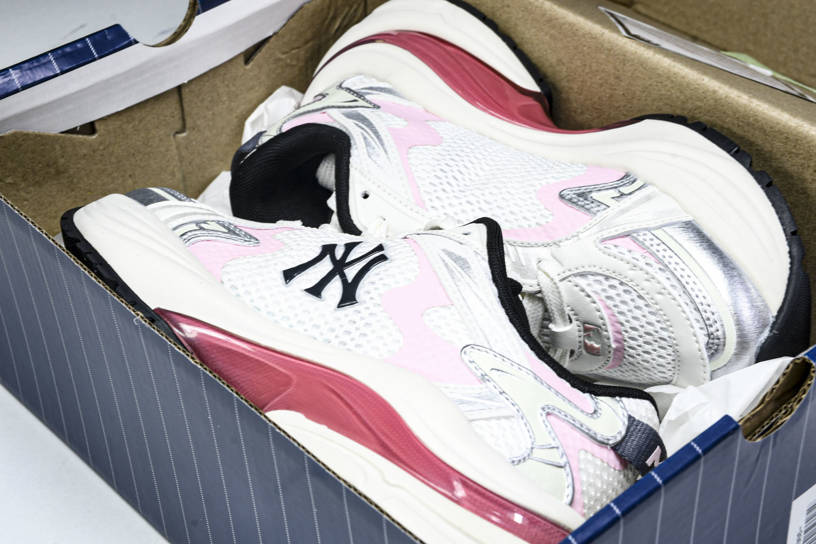 MLB 尺码35-45

纯原版出品-NY MLB Bigball Chunky Curve 纽约洋基队