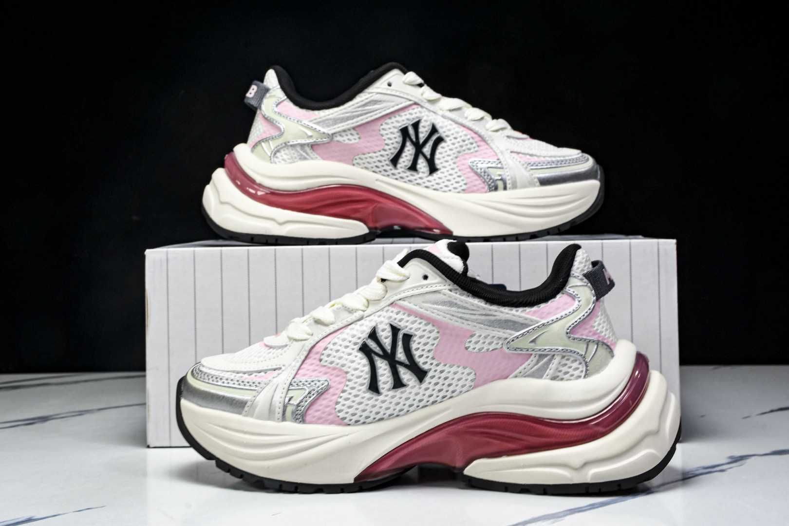 MLB 尺码35-45

纯原版出品-NY MLB Bigball Chunky Curve 纽约洋基队