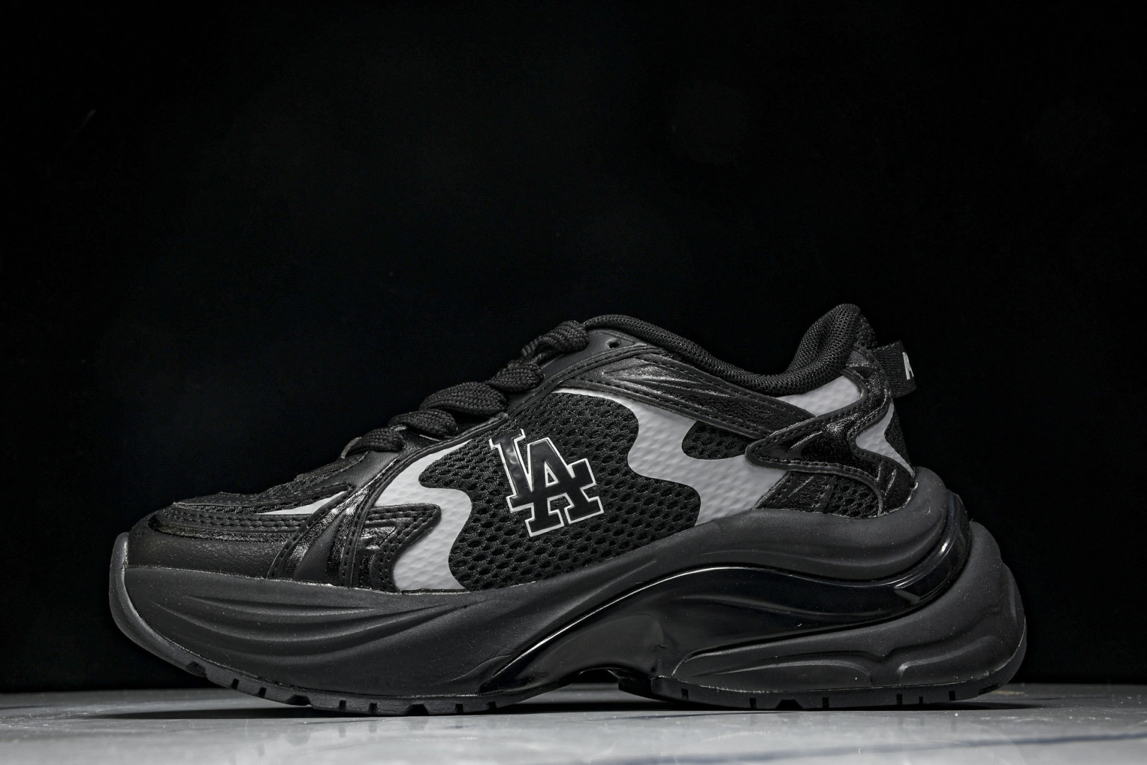 MLB 尺码35-45

纯原版出品-NY MLB Bigball Chunky Curve 纽约洋基队