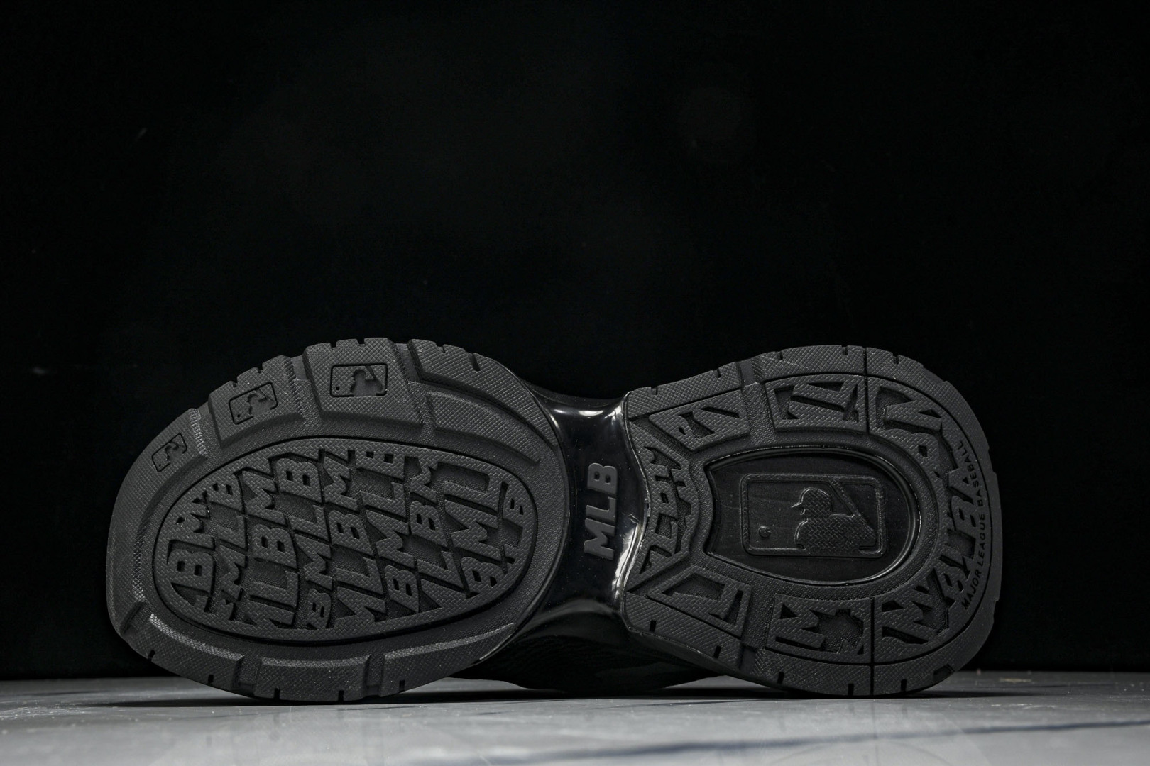 MLB 尺码35-45

纯原版出品-NY MLB Bigball Chunky Curve 纽约洋基队
