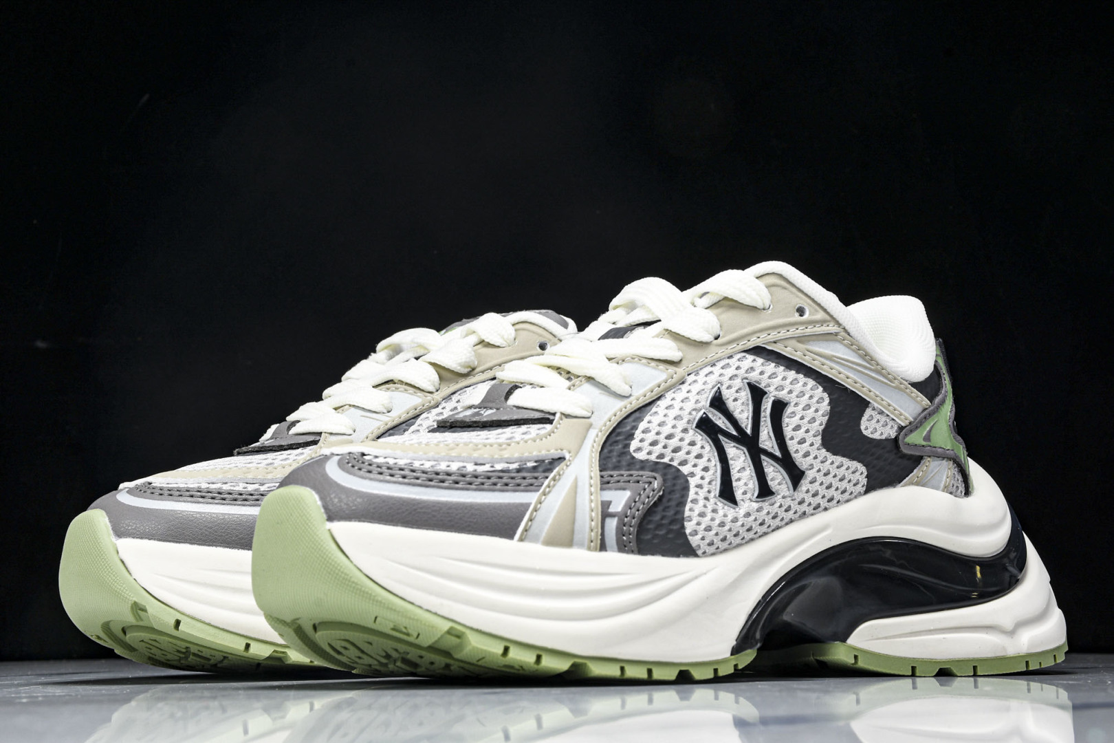 MLB 尺码35-45

纯原版出品-NY MLB Bigball Chunky Curve 纽约洋基队