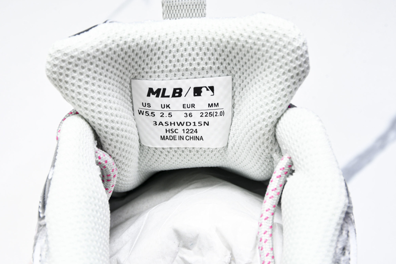 MLB 尺码35-45

纯原版出品-NY MLB Winner Chunky 纽约洋基队 增高厚底跑步